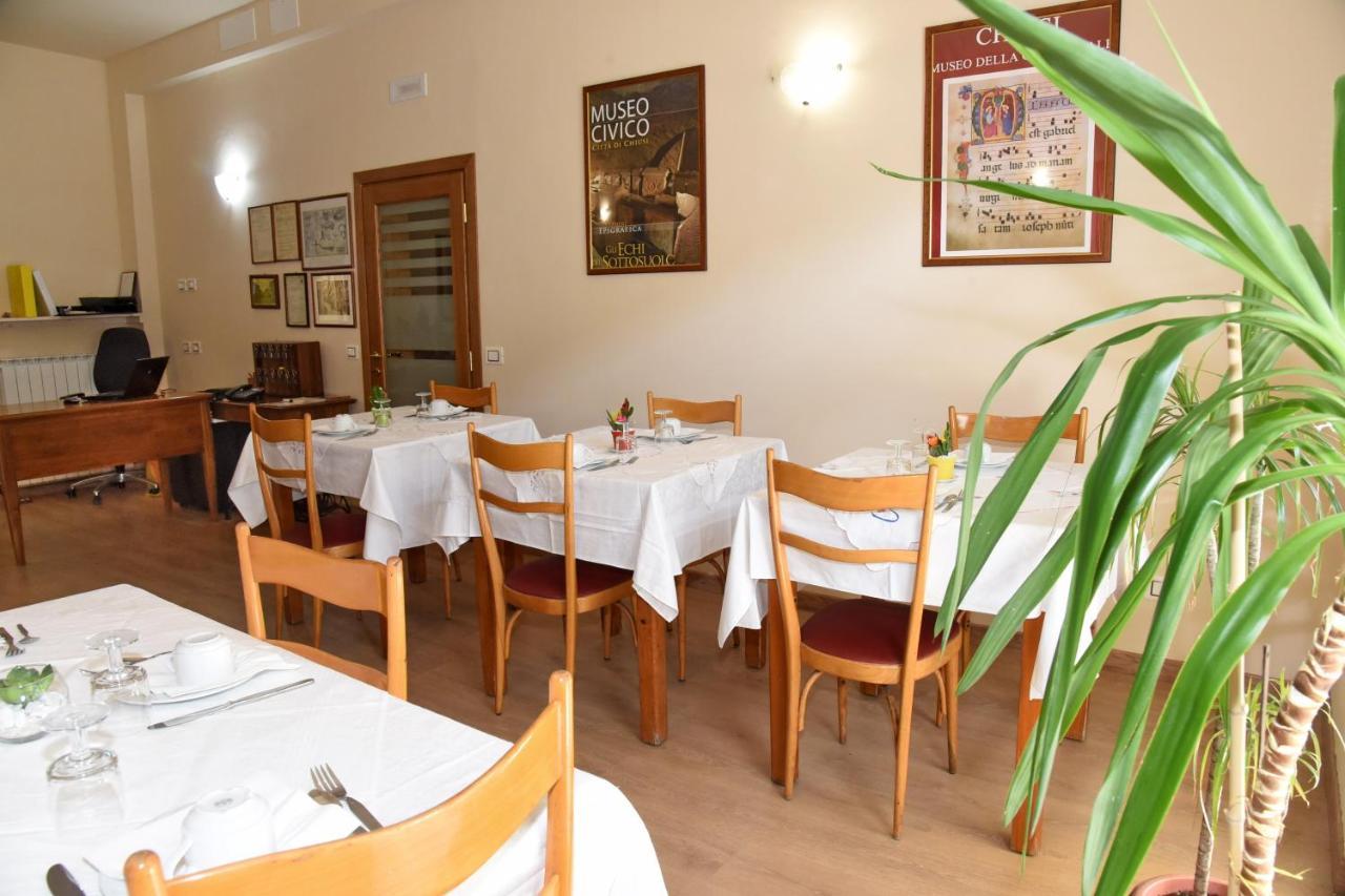 Albergo La Rosetta Чиуси Экстерьер фото